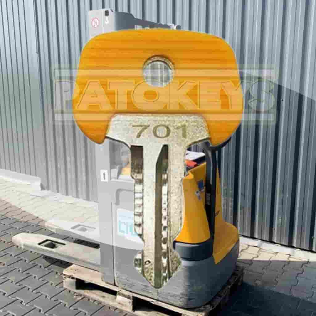 Llave Junghinrich 701